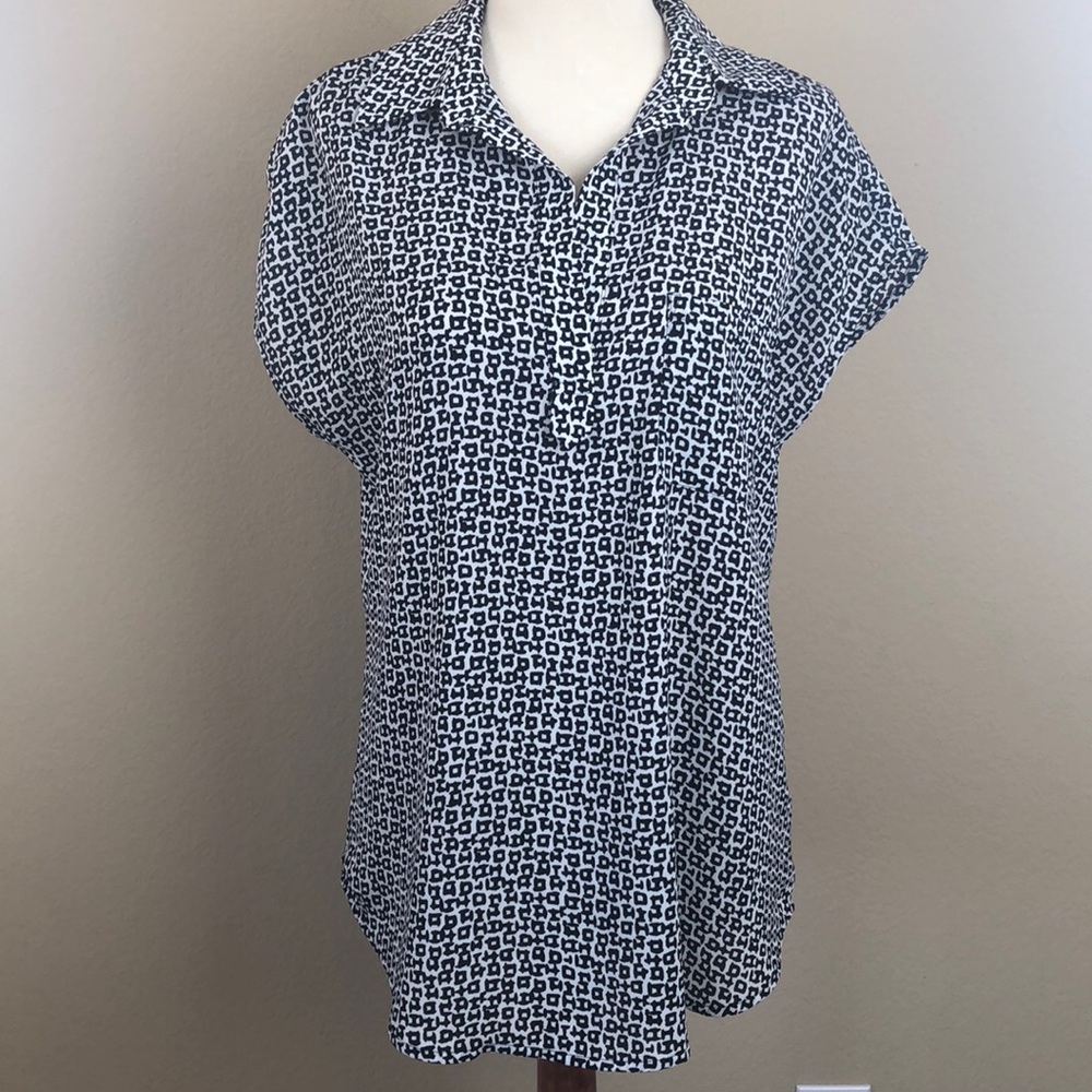 Pleione Black & White Geometric Patterned Sleeveless Blouse - Size XS